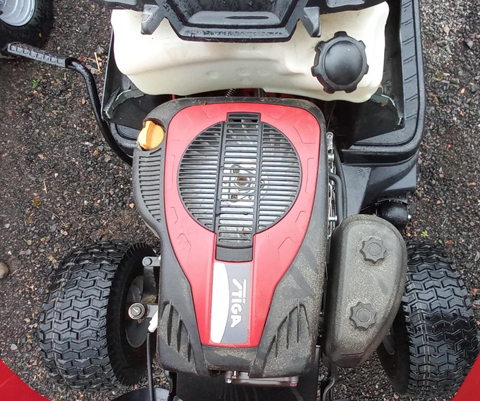 Sold - Used 2021 - Mountfield 1530H 84cm (33") Lawn Tractor