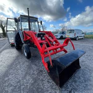 Sold - Used 1992 - Massey Ferguson 362 Compact Tractor c/w Loader & Bucket