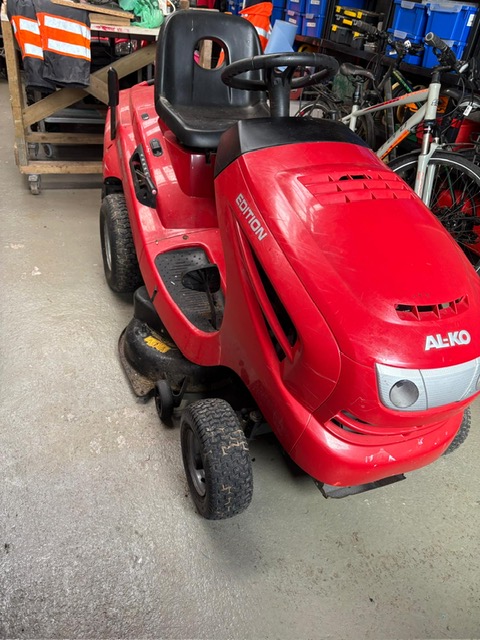 Sold - Used 2015 - AL-KO T16-92 92cm (36") Lawn Tractor