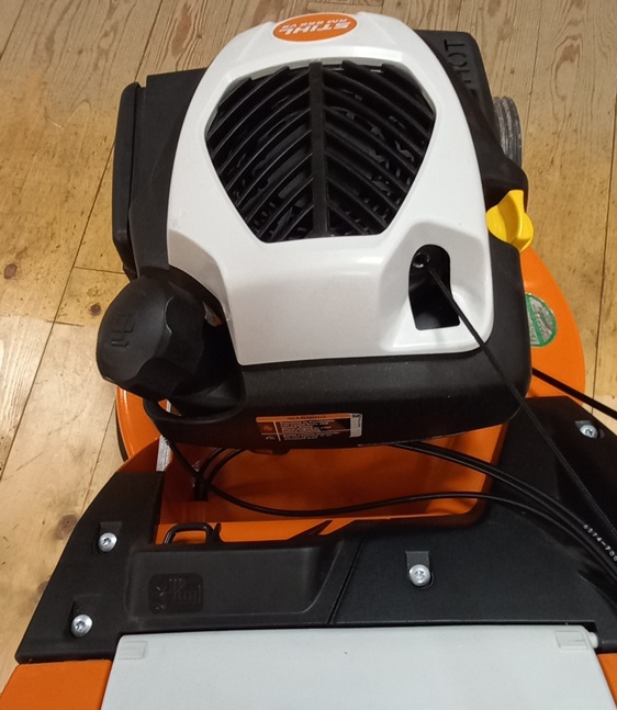 Ex Demo - STIHL RM 655 VS Petrol Lawn Mower (53cm)